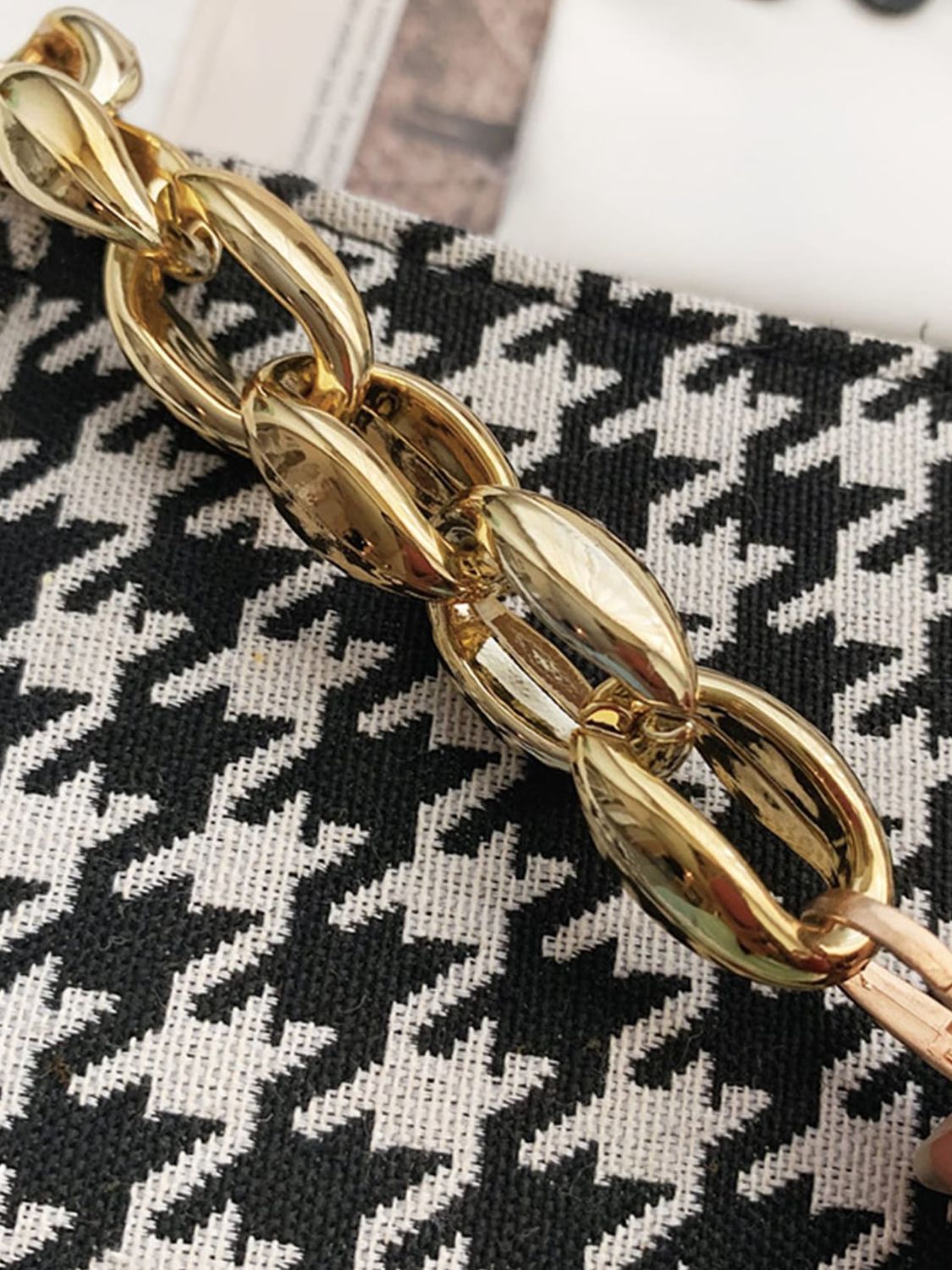 Hahnentritt-Handtasche aus Polyester