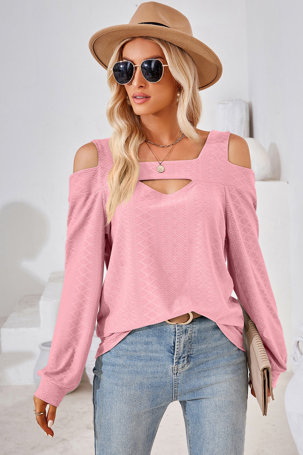 T-Shirt mit Cut-Out, eckigem Ausschnitt und Cold-Shoulder-Design