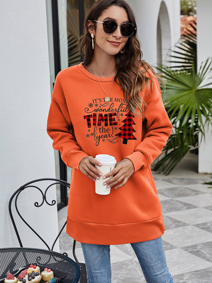 Sweatshirt mit überschnittener Schulter und Weihnachtsbaum Grafik
