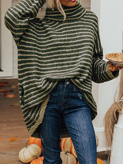 Gestreifter Rollkragenpullover mit Taschen