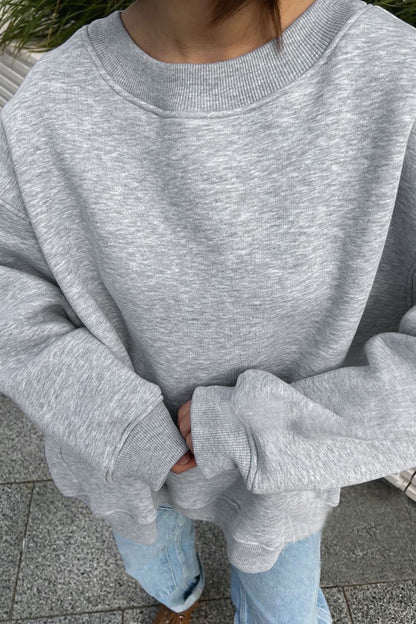 Übergroßes Sweatshirt mit Rundhalsausschnitt und überschnittenen Schultern