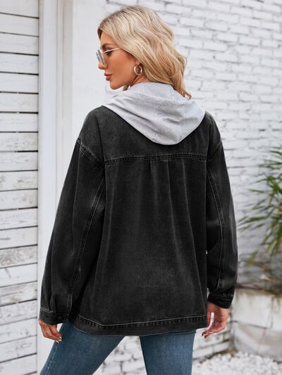 Jeansjacke mit abnehmbarer Kapuze und Knopfleiste, Taschen