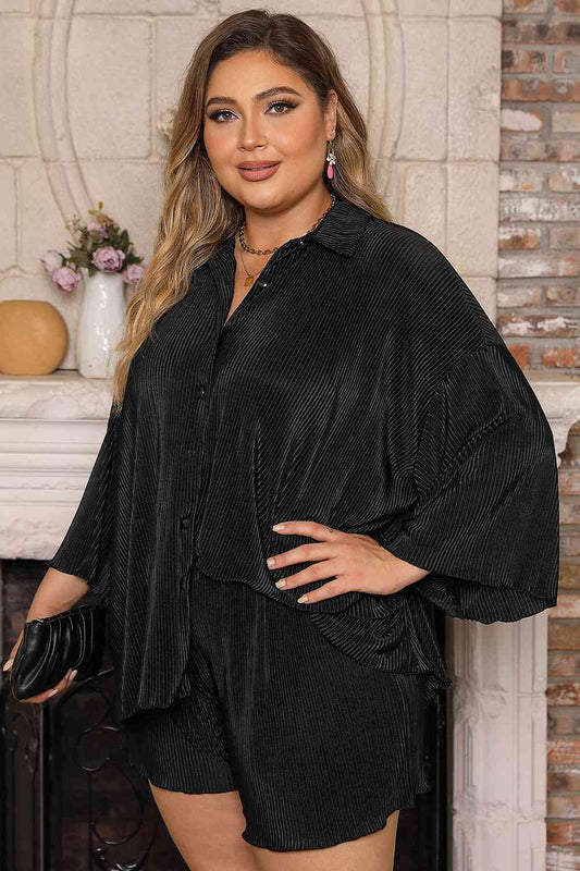 Set mit Oberteil mit Kragen und Knopfleiste in Übergröße