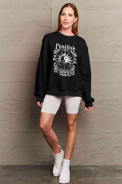 Simply Love Sweatshirt mit Grafik „POSITIVE ENERGY“ in voller Größe