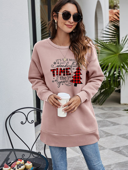 Sweatshirt mit überschnittener Schulter und Weihnachtsbaum Grafik
