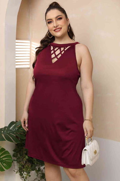 Plus Size Kleid mit Rundhalsausschnitt und Cut-Outs