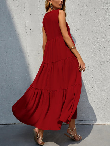 Kleid mit gestuften V-Ausschnitt-Ärmeln