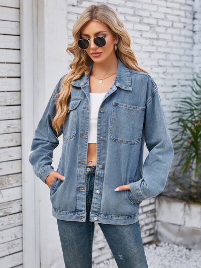 Jeansjacke mit abnehmbarer Kapuze und Knopfleiste, Taschen