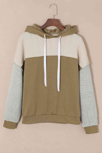 Sweatshirt mit Kordelzug und Spleißen