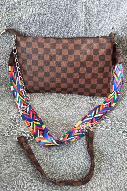 Adored – Schultertasche aus PU-Leder mit Nieten