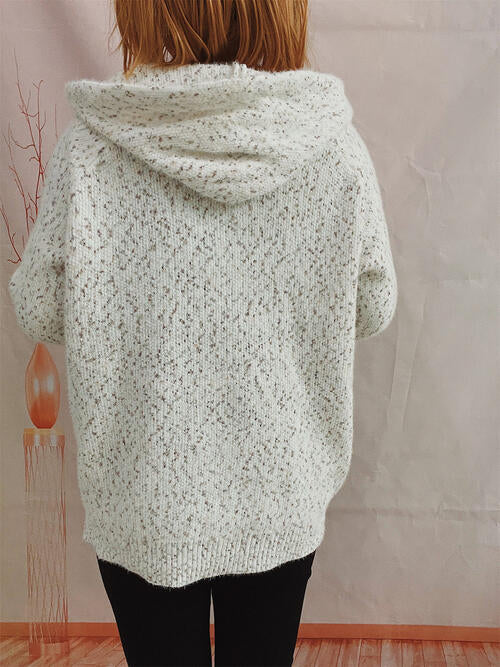 Langärmliger Kapuzenpullover mit Reißverschluss und Kordelzug