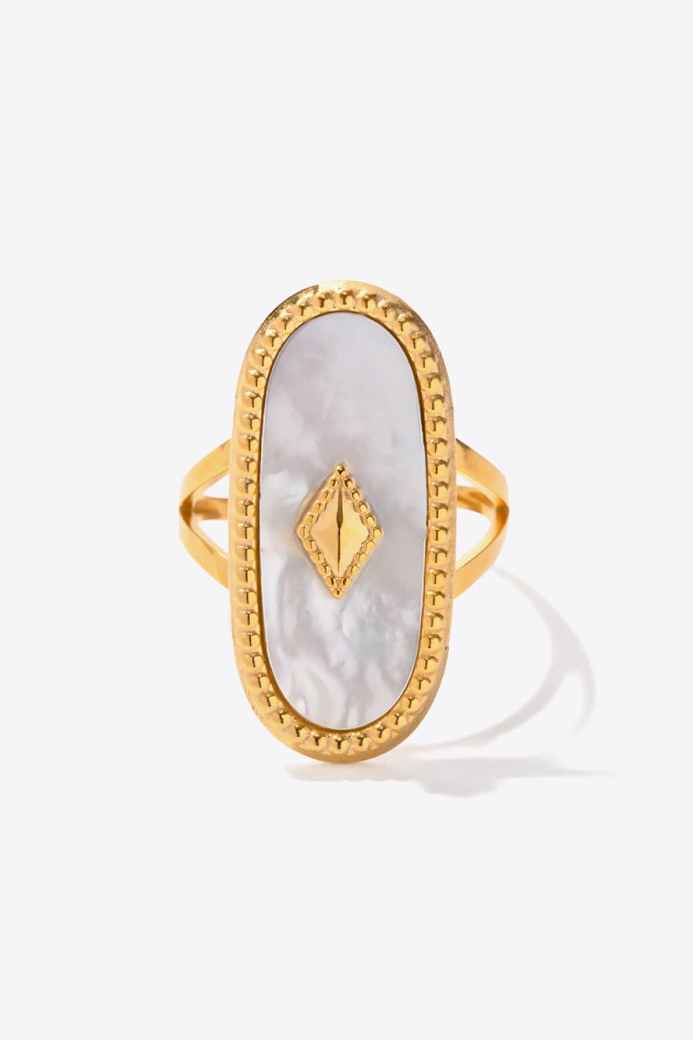 Anillo de cobre con piedra natural