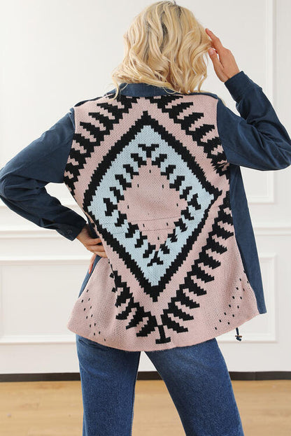 Jacke mit geometrischem Muster, Knopfleiste und Kordelzug am Kragen