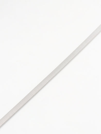 Gürtel mit Knotenschnalle aus Metall