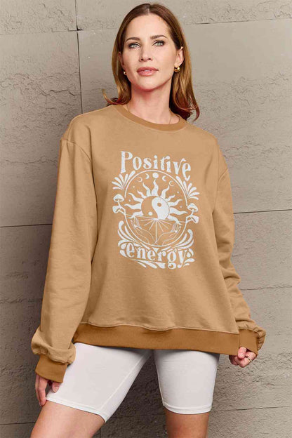 Simply Love Sweatshirt mit Grafik „POSITIVE ENERGY“ in voller Größe