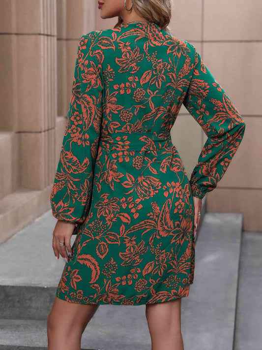 Minikleid mit Blumenmuster und Ballonärmeln