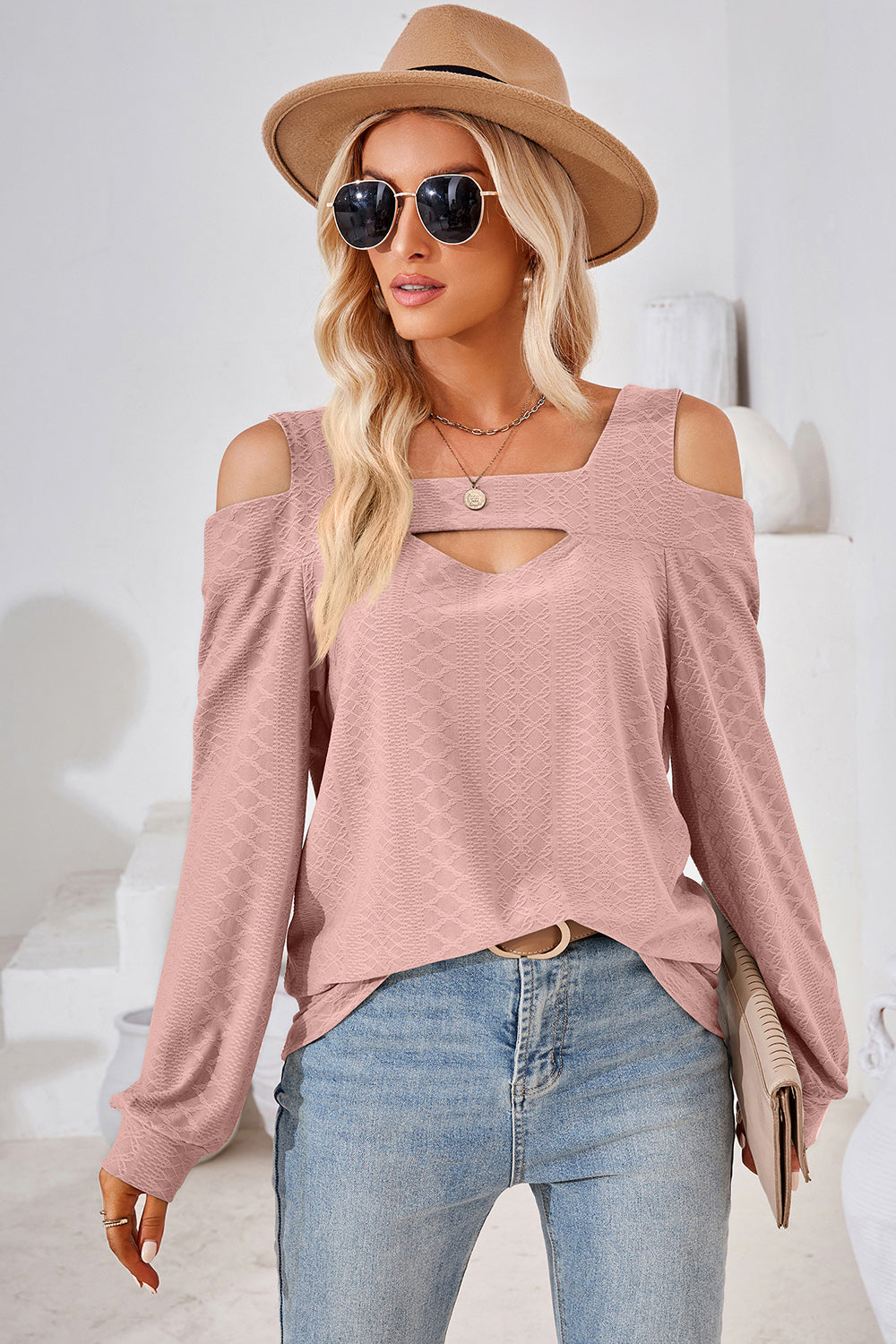 T-Shirt mit Cut-Out, eckigem Ausschnitt und Cold-Shoulder-Design