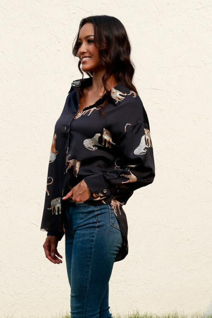 Hemd mit Kragen und Animalprint