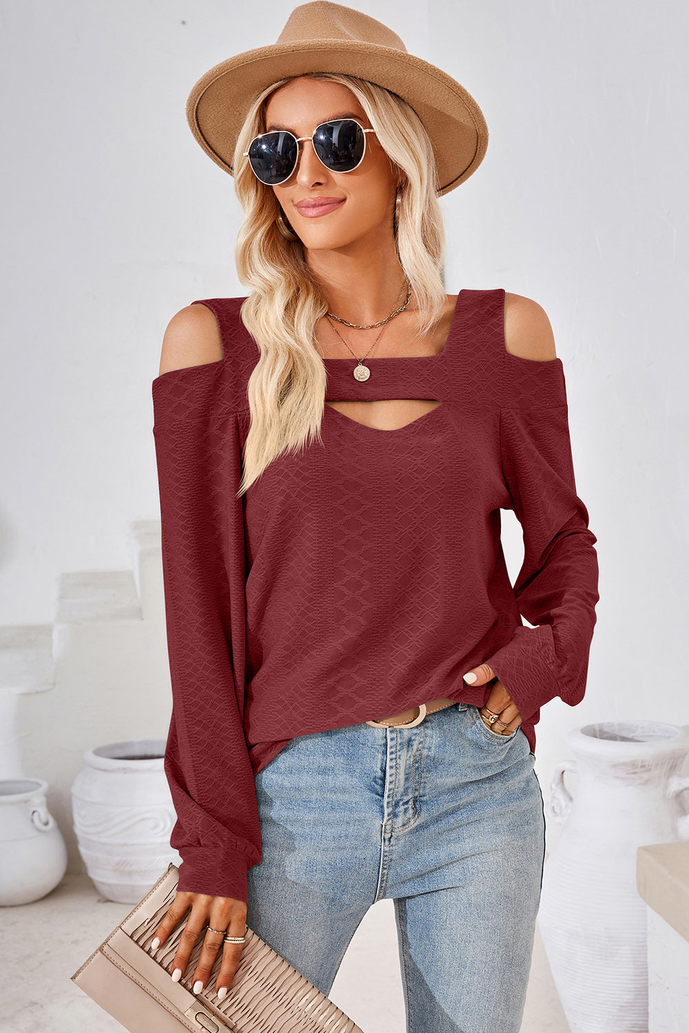 T-Shirt mit Cut-Out, eckigem Ausschnitt und Cold-Shoulder-Design