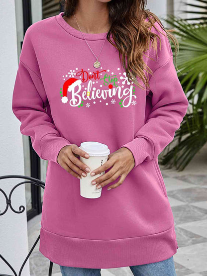 DON'T STOP BELIEVING Sweatshirt mit überschnittener Schulter und Grafik