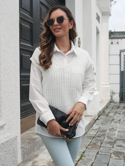 Pullunder mit Zopfmuster und V-Ausschnitt