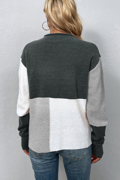 Pullover mit Rundhalsausschnitt und überschnittenen Schultern und Farbblockdesign